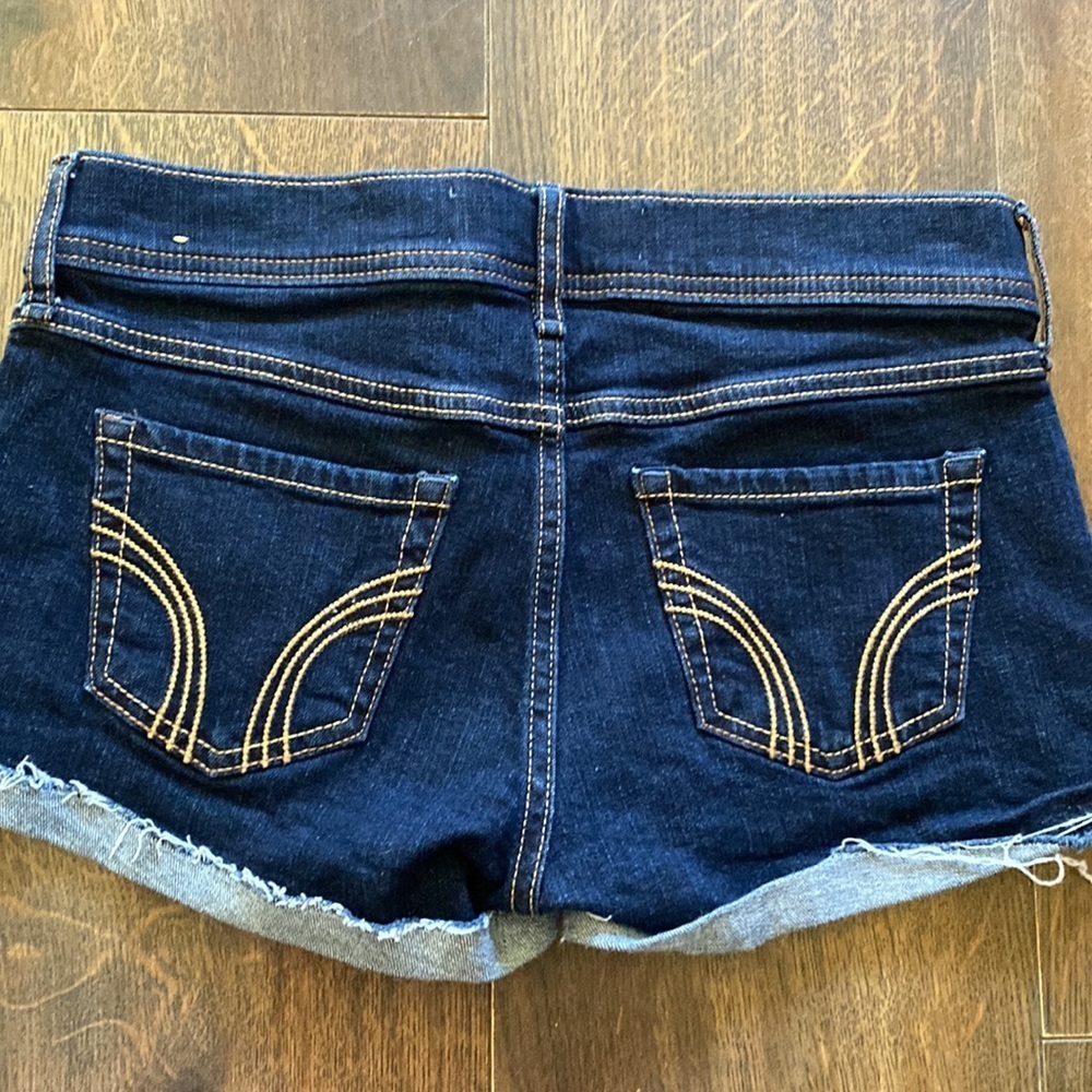 COPY - Hollister Short short Low Rise Shorts Size 1  25 - Picture 4 of 4